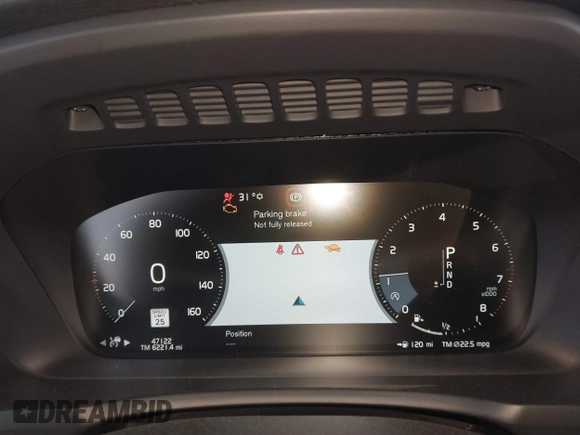 2020 Volvo XC90 Momentum z VIN YV4102CK9L1606826, wystawiony jako IAAI lot #41281218 z przebiegiem 47 122 mil mil oraz . Historia ofert i sprzedaży dostępna na DreamBid. Obrazek 7.