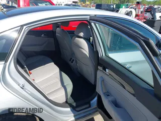 2019 Hyundai Sonata Limited z VIN KMHE34L32KA090514, wystawiony jako IAAI lot #41972794 z przebiegiem 54 602 mil mil oraz . Historia ofert i sprzedaży dostępna na DreamBid. Obrazek 8.