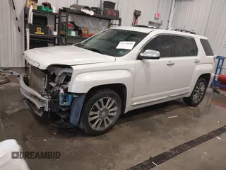 2017 GMC Terrain Denali z VIN 2GKFLVE32H6100609, wystawiony jako IAAI lot #41730080 z przebiegiem 99 252 mil mil oraz . Historia ofert i sprzedaży dostępna na DreamBid. Obrazek 19.