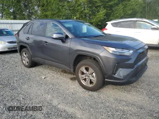 2023 Toyota RAV4 XLE z VIN 2T3P1RFV2PW343773, wystawiony jako Copart lot #62179415 z przebiegiem 10 976 mil mil oraz Czysty tytuł • Clean title. Historia ofert i sprzedaży dostępna na DreamBid. Obrazek 4.