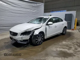 2015 Volvo S60 T5 Drive-E Premier with VIN YV140MFK5F1352599, listed as a Copart auction lot 49120995 with 151,436 mi miles and Salvage Title. Bid and sale history available at carsss.com. Image 1.