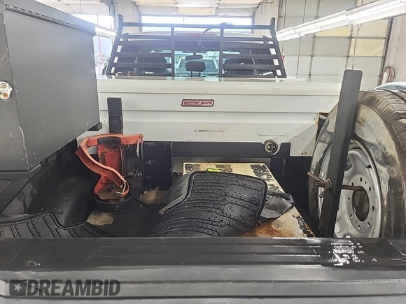 2017 Ford F-350 with VIN 1FT7X3B62HEE09676, listed as a IAAI auction lot 42727709 with 154,269 mi miles and . Bid and sale history available at DreamBid. Image 8.