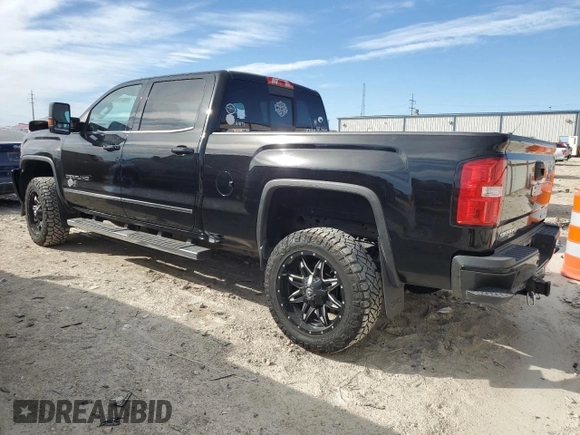 2019 GMC Sierra 2500HD Denali with VIN 1GT12SEY0KF155527, listed as a Copart auction lot 46819265 with 0 mi miles and Salvage Title. Bid and sale history available at carsss.com. Image 2.