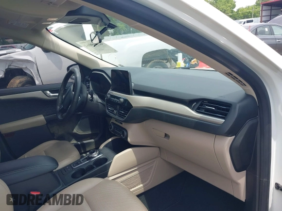2020 Ford Escape SEL with VIN 1FMCU0H68LUC18559, listed as a IAAI auction lot 42599064 with 84,889 mi miles and . Bid and sale history available at DreamBid. Image 5.