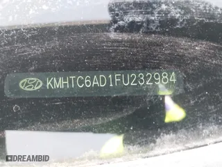 2015 Hyundai Veloster RE:FLEX with VIN KMHTC6AD1FU232984, listed as a IAAI auction lot 41570593 with 180,435 mi miles. Bid and sale history available at carsss.com. Image 9.