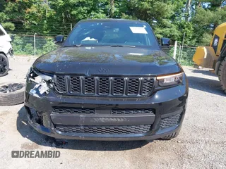 2024 Jeep Grand Cherokee Altitude X with VIN 1C4RJKAGXR8591271, listed as a IAAI auction lot 42654801 with 11,739 mi miles and . Bid and sale history available at DreamBid. Image 12.