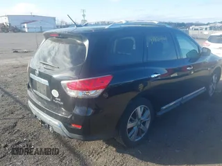 2013 Nissan Pathfinder SV with VIN 5N1AR2MM7DC683706, listed as a IAAI auction lot 41820001 with 177,458 mi miles. Bid and sale history available at carsss.com. Image 4.