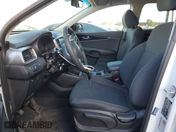 2019 Kia Sorento LX with VIN 5XYPG4A33KG553572, listed as a Copart auction lot 45207085 with 51,857 mi miles and Salvage Title. Bid and sale history available at carsss.com. Image 7.