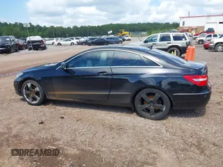 2013 Mercedes-Benz E 350 with VIN WDDKJ5KB0DF196368, listed as a IAAI auction lot 42614392 with 212,552 mi miles and . Bid and sale history available at DreamBid. Image 14.