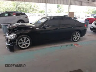 2015 BMW 3 Series 320i с VIN WBA3B1G50FNT64152, выставлен на аукционе IAAI как лот 42303555 с пробегом 115 421 миль миль и . История ставок и продаж доступна на DreamBid. Изображение 14.