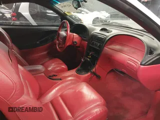 1995 Ford Mustang z VIN 1FALP45T8SF226134, wystawiony jako IAAI lot #42378456 z przebiegiem 34 868 mil mil oraz . Historia ofert i sprzedaży dostępna na DreamBid. Obrazek 5.