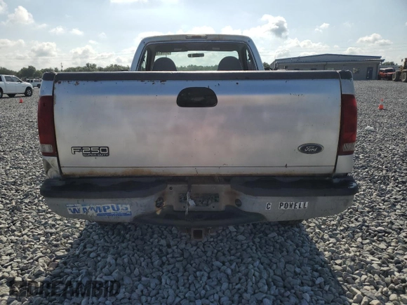 2001 Ford F-250 XL with VIN 1FTNF21L11EC49565, listed as a Copart auction lot 57776185 with 110,842 mi miles and Salvage title. Bid and sale history available at DreamBid. Image 6.