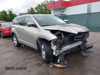 2015 Toyota Highlander Limited with VIN 5TDDKRFH4FS133282, listed as a IAAI auction lot 42313041 with 206,914 mi miles and . Bid and sale history available at DreamBid. Image 1.