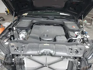 2025 Mercedes-Benz GLE 450 with VIN 4JGFD5KB7SB319795, listed as a IAAI auction lot 42284819 with 3,711 mi miles and . Bid and sale history available at DreamBid. Image 10.