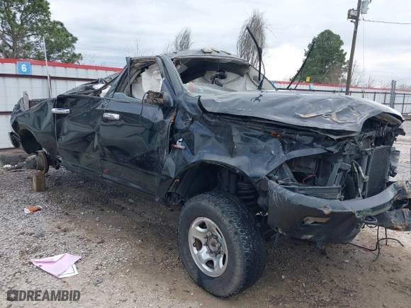 2014 Ram 2500 SLT with VIN 3C6UR5DL4EG272604, listed as a IAAI auction lot 41624504 with 1 mi miles. Bid and sale history available at carsss.com. Image 6.