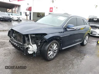 2019 Infiniti QX50 Essential z VIN 3PCAJ5M35KF134266, wystawiony jako IAAI lot #41514669 z przebiegiem 126 418 mil mil oraz . Historia ofert i sprzedaży dostępna na DreamBid. Obrazek 18.