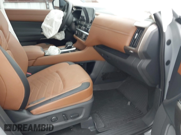 2025 Nissan Pathfinder Platinum with VIN 5N1DR3DH7SC230933, listed as a IAAI auction lot 42497899 with 769 mi miles and . Bid and sale history available at DreamBid. Image 5.