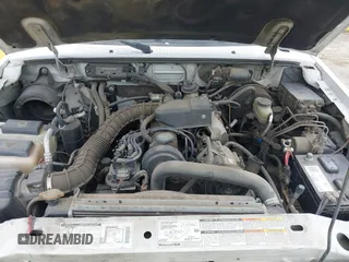 2001 Ford Ranger XL with VIN 1FTYR10C21PA20994, listed as a IAAI auction lot 42135738 with 176,913 mi miles. Bid and sale history available at carsss.com. Image 10.
