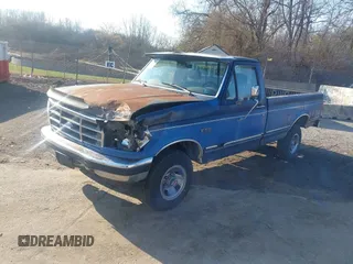 1993 Ford F-150 с VIN 2FTEF14N9PCA06253, выставлен на аукционе IAAI как лот 41905093 с пробегом 113 352 миль миль и . История ставок и продаж доступна на DreamBid. Изображение 2.
