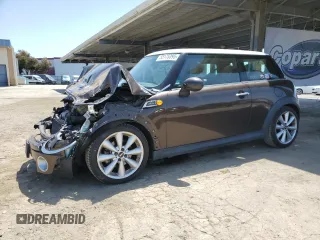 2010 MINI Hardtop with VIN WMWMF3C52ATZ62824, listed as a Copart auction lot 55175395 with 110,585 mi miles and Salvage Title. Bid and sale history available at DreamBid. Image 1.