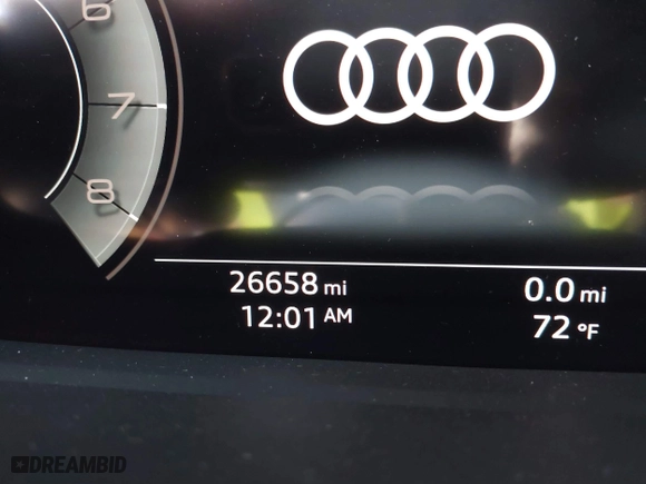2024 Audi Q3 S line Premium Plus with VIN WA1EECF39R1107267, listed as a IAAI auction lot 40791219 with 26,658 mi miles. Bid and sale history available at carsss.com. Image 15.