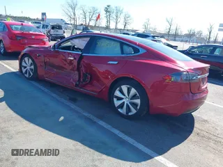 2021 Tesla Model S Long Range Plus с VIN 5YJSA1E29MF425424, выставлен на аукционе IAAI как лот 41745793 с пробегом 83 817 миль миль и . История ставок и продаж доступна на DreamBid. Изображение 3.