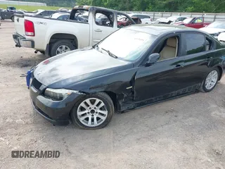 2006 BMW 3 Series 325i z VIN WBAVB13596KX34420, wystawiony jako IAAI lot #42138104 z przebiegiem Nie podano mil oraz . Historia ofert i sprzedaży dostępna na DreamBid. Obrazek 6.