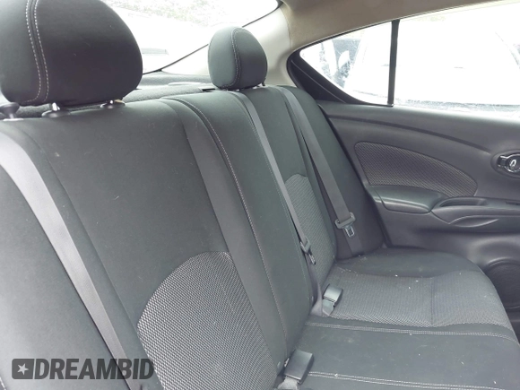 2017 Nissan Versa SV z VIN 3N1CN7AP3HL849494, wystawiony jako IAAI lot #42099068 z przebiegiem 110 174 mil mil oraz . Historia ofert i sprzedaży dostępna na DreamBid. Obrazek 8.