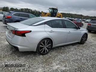 2019 Nissan Altima SR with VIN 1N4BL4CV1KC203419, listed as a Copart auction lot 50267275 with 99,952 mi miles and Salvage Title. Bid and sale history available at carsss.com. Image 3.