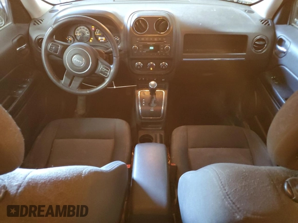 2014 Jeep Patriot Latitude with VIN 1C4NJRFBXED546921, listed as a Copart auction lot 61032895 with 133,344 mi miles and Clean title. Bid and sale history available at DreamBid. Image 8.