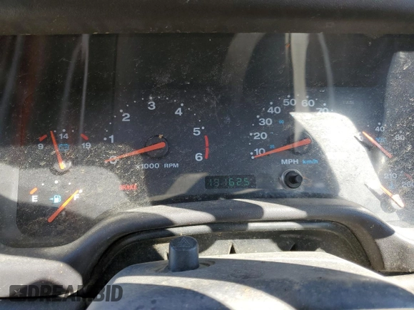 2001 Jeep Wrangler SE with VIN 1J4FA29P21P329675, listed as a Copart auction lot 45634015 with 191,625 mi miles and Salvage Title. Bid and sale history available at carsss.com. Image 9.