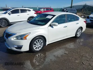 2013 Nissan Altima SV with VIN 1N4AL3APXDN544741, listed as a IAAI auction lot 41435981 with 18,990 mi miles and . Bid and sale history available at carsss.com. Image 2.