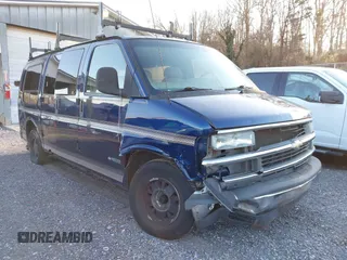 2002 Chevrolet Chevy Van z VIN 1GBFG15M421125415, wystawiony jako IAAI lot #41125944 z przebiegiem 130 600 mil mil oraz . Historia ofert i sprzedaży dostępna na DreamBid. Obrazek 6.
