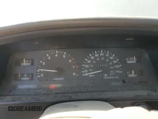 1992 Toyota Pickup DLX z VIN JT4VN13D5N5098643, wystawiony jako Copart lot #68855044 z przebiegiem 211 275 mil mil oraz Szkoda całkowita • Salvage title. Historia ofert i sprzedaży dostępna na DreamBid. Obrazek 9.