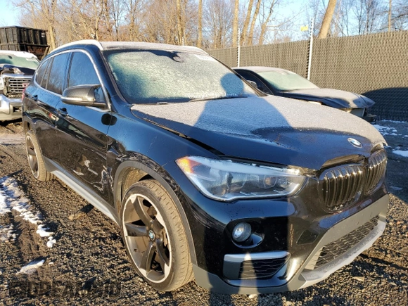 2016 BMW X1 xDrive28i with VIN WBXHT3Z3XG4A50020, listed as a Copart auction lot 70684172 with 95,577 mi miles. Bid and sale history available at carsss.com. Image 4.