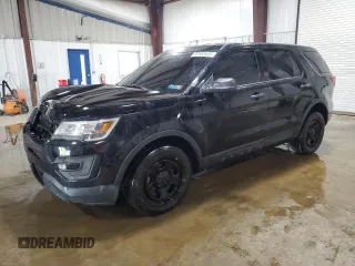 2016 Ford Police Interceptor Utility z VIN 1FM5K8AR2GGA36846, wystawiony jako Copart lot #59163425 z przebiegiem 128 176 mil mil oraz Szkody całkowita. Historia ofert i sprzedaży dostępna na DreamBid. Obrazek 1.