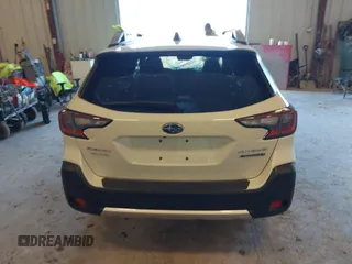 2025 Subaru Outback Touring XT with VIN 4S4BTGPD0S3223833, listed as a IAAI auction lot 41850418 with 277 mi miles and . Bid and sale history available at DreamBid. Image 16.