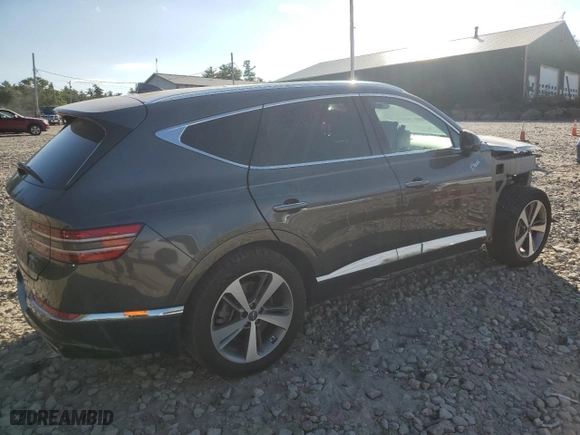 2021 Genesis GV80 Advanced + with VIN KMUHCESC9MU070428, listed as a Copart auction lot 70807624 with 32,998 mi miles and Salvage Title. Bid and sale history available at carsss.com. Image 3.