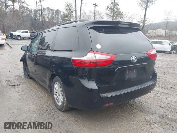 2017 Toyota Sienna XLE Auto Access Seat z VIN 5TDYZ3DC4HS784545, wystawiony jako IAAI lot #41427309 z przebiegiem 85 244 mil mil oraz . Historia ofert i sprzedaży dostępna na DreamBid. Obrazek 3.