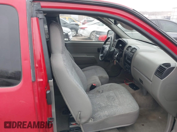 2004 Chevrolet Colorado LS ZQ8 with VIN 1GCCS196348188427, listed as a IAAI auction lot 41493119 with 121,487 mi miles. Bid and sale history available at carsss.com. Image 5.