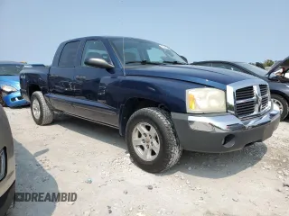 2005 Dodge Dakota SLT with VIN 1D7HW48NX5S226475, listed as a Copart auction lot 70230594 with 47,872 mi miles and Salvage Title. Bid and sale history available at carsss.com. Image 4.