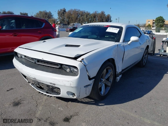 2015 Dodge Challenger SXT Plus with VIN 2C3CDZBG9FH717750, listed as a IAAI auction lot 41797958 with 189,139 mi miles. Bid and sale history available at carsss.com. Image 17.