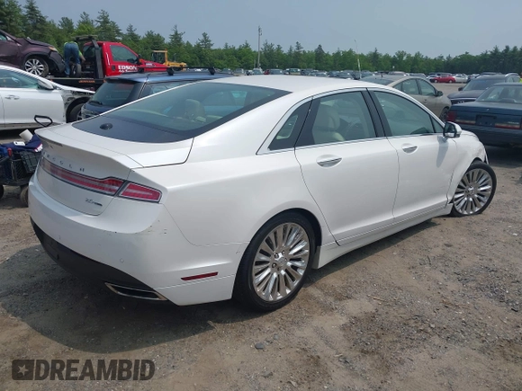 2015 Lincoln MKZ z VIN 3LN6L2G96FR625086, wystawiony jako IAAI lot #42406467 z przebiegiem 24 130 mil mil oraz . Historia ofert i sprzedaży dostępna na DreamBid. Obrazek 4.