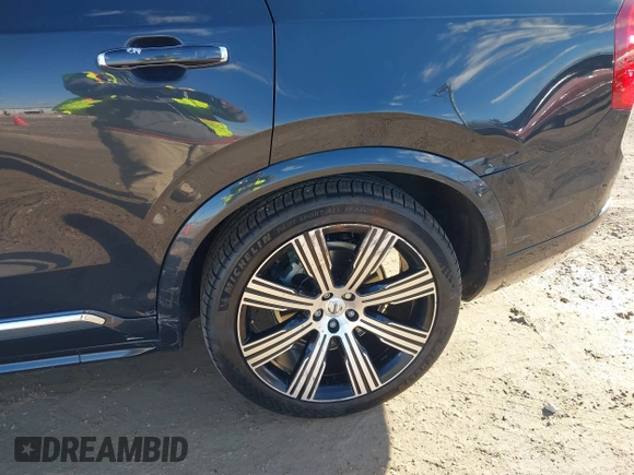 2022 Volvo XC90 Inscription z VIN YV4A22PL3N1812675, wystawiony jako IAAI lot #41695426 z przebiegiem 22 322 mil mil oraz . Historia ofert i sprzedaży dostępna na DreamBid. Obrazek 6.
