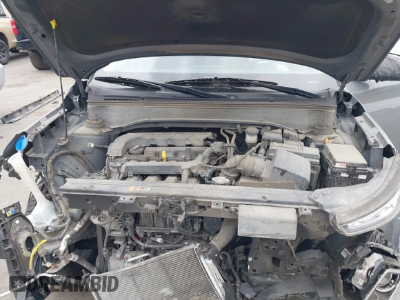 2022 Hyundai Venue SEL with VIN KMHRC8A38NU132294, listed as a IAAI auction lot 42254532 with 95,738 mi miles and . Bid and sale history available at DreamBid. Image 10.