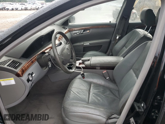 2007 Mercedes-Benz S 550 z VIN WDDNG71X77A044500, wystawiony jako Copart lot #61194905 z przebiegiem 114 982 mil mil oraz Szkoda całkowita • Salvage title. Historia ofert i sprzedaży dostępna na DreamBid. Obrazek 7.