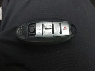 2015 Nissan Quest SV z VIN JN8AE2KP0F9120742, wystawiony jako IAAI lot #42366307 z przebiegiem 222 511 mil mil oraz . Historia ofert i sprzedaży dostępna na DreamBid. Obrazek 11.