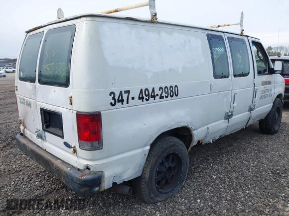 2004 Ford Econoline Cargo z VIN 1FTNE24L84HB28016, wystawiony jako IAAI lot #42017495 z przebiegiem Nie podano mil oraz . Historia ofert i sprzedaży dostępna na DreamBid. Obrazek 4.