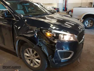 2017 Kia Sorento LX with VIN 5XYPGDA37HG218095, listed as a IAAI auction lot 41546947 with 141,097 mi miles. Bid and sale history available at carsss.com. Image 6.