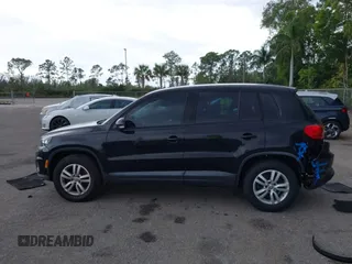2013 Volkswagen Tiguan SE z VIN WVGAV3AX4DW607441, wystawiony jako IAAI lot #42173141 z przebiegiem 113 186 mil mil oraz . Historia ofert i sprzedaży dostępna na DreamBid. Obrazek 14.